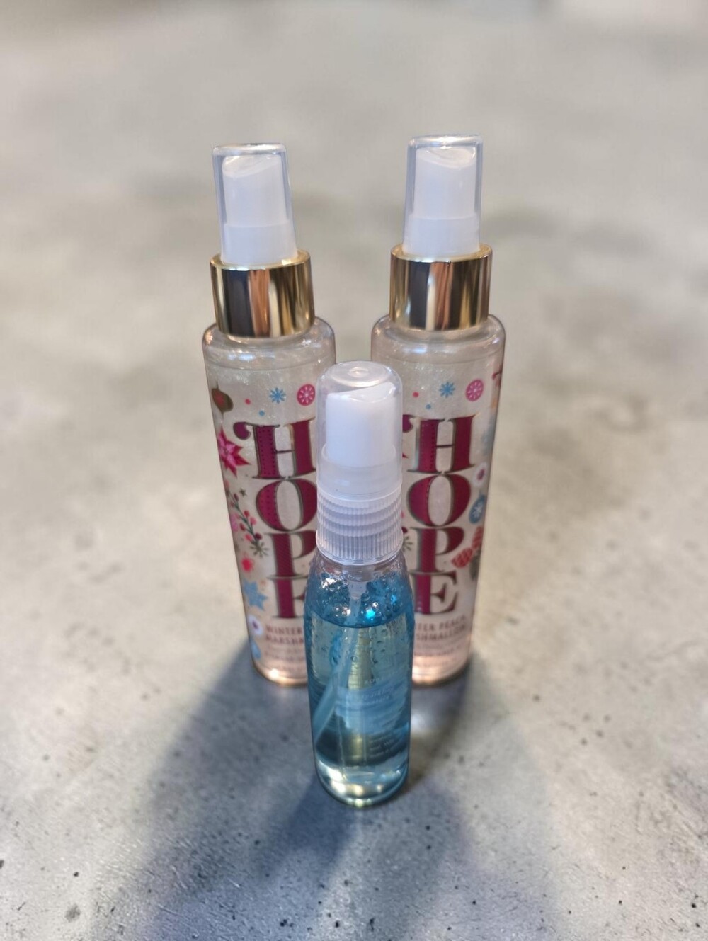Bath and Body Works Hope Winter Peach Mashmellow Shimmer Sprays - Never Used